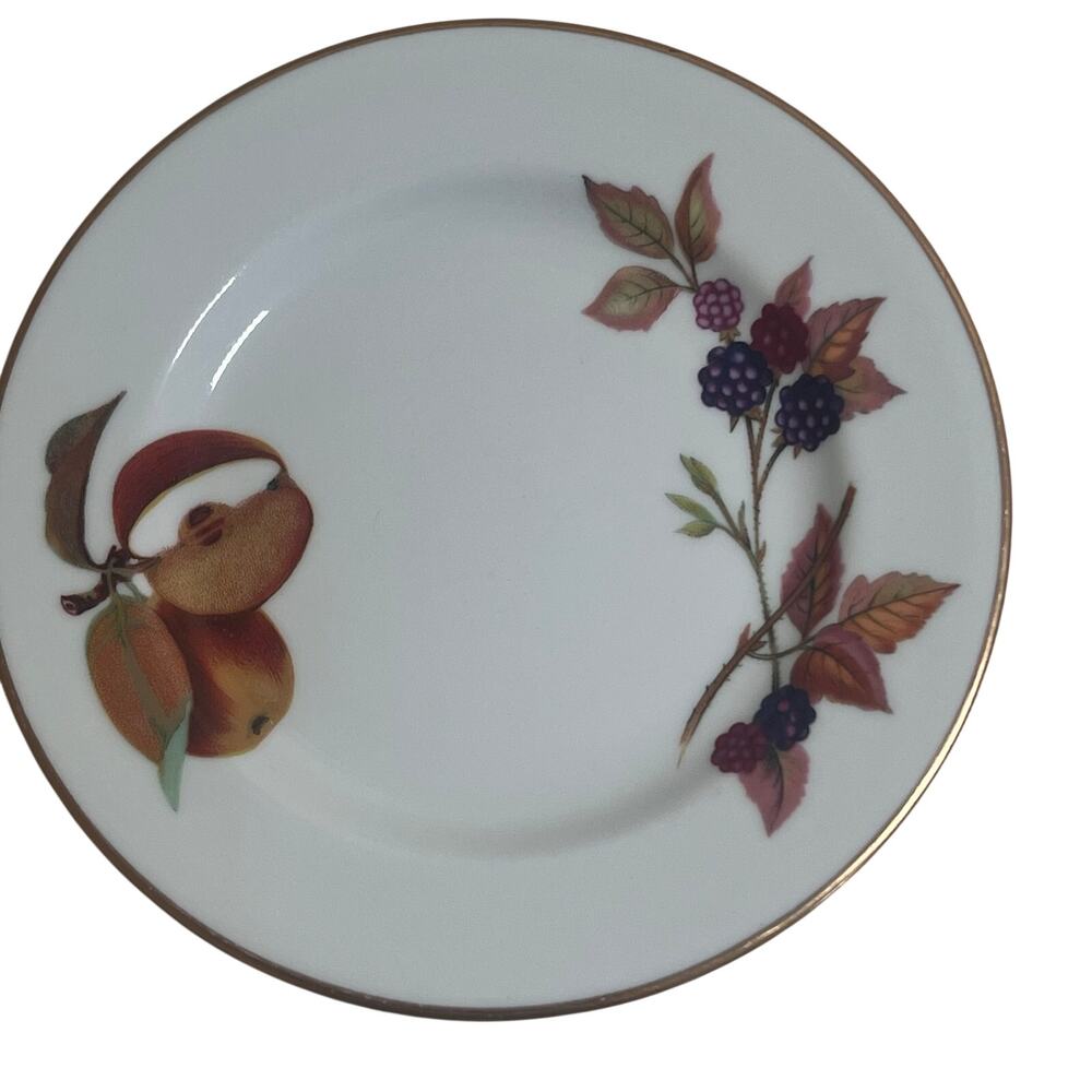 Royal Worcester Evesham Gold Trim Bread & Butter Plate Fruit Made England 6.5"